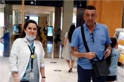 This Pic of Sanjay Dutt Amid Health Concerns Worries Fans
