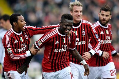 Milan beat Cesena to go top in Serie A