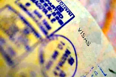 Government committed to long-term visa to Pakistan, Bangladesh minorities