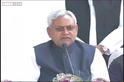 Bihar Chief Minister Nitish Kumar attacks Centre over Land Bill