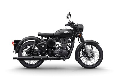 Royal Enfield Introduces Two New Variants of Classic 350 and 500
