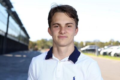 Alpine to Seek Compensation if Oscar Piastri Refuses to Race Next Season