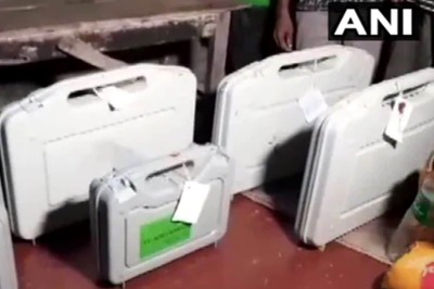 Bengal Poll Officer Sleeps Over at Trinamool Leader's House With EVM, Suspended