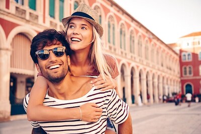 Woo Your Date With Perfect Looks This V-Day