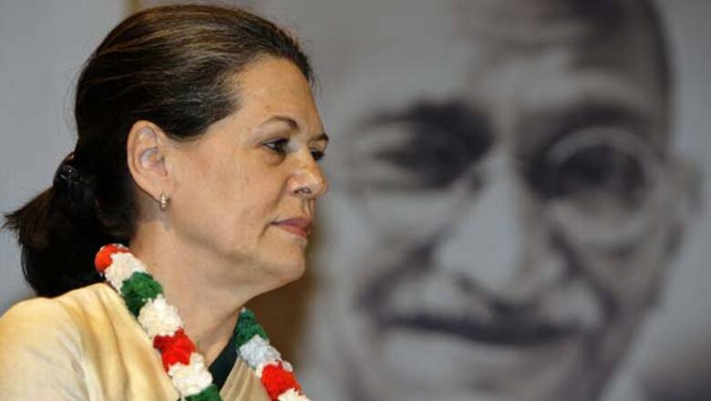 Book perpetrators of Kashmir violence: Sonia