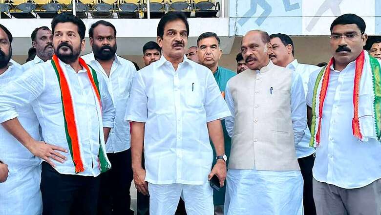 Ahead of 'Mother of All' CWC Meets, Telangana Congress Tells Locals 'Sonia Amma' Granted Them Statehood