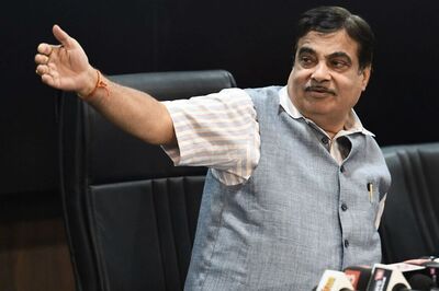 'Not Meeting Any Politician': In Mumbai, Nitin Gadkari Dispels Rumours of Meeting With Uddhav Thackeray