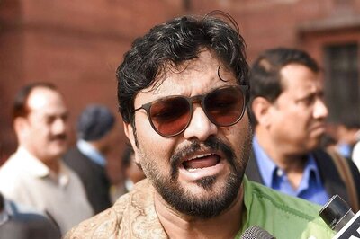 Babul Supriyo Threatens to Pack Off Muslim Youth to 'His Country' on Question of 'Education Level'