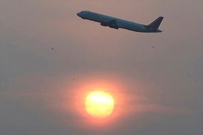 Air Travel in US Reaches Highest Level in Nearly a Year Since Onset of Covid-19 Pandemic