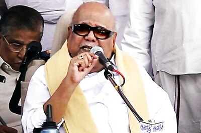 DMK to support government in FDI voting