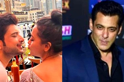 Salman Khan Teases Karan Kundrra About Tejasswi, Says 'Trophy Nahi Mili Par Trophy Wali Mil Gayi'