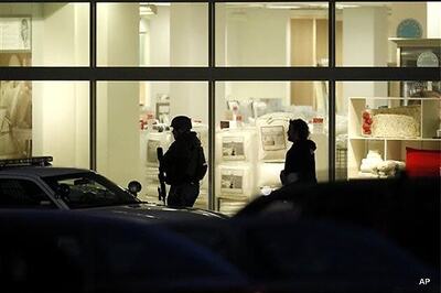 US: At least 1 dead in Portland area mall shooting