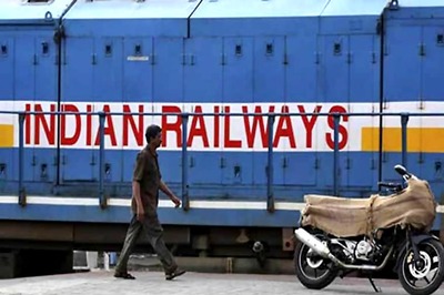 Railways' Grave Lapse: 60% Vacancy Among Staff For Maintenance, Inspection of Bridges