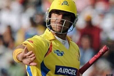 IPL: McCullum, Hodge spoil Chennai's party | Score | Pics