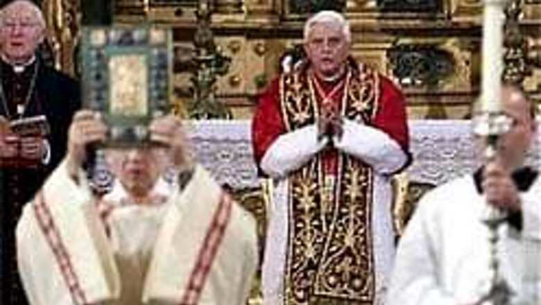 Pope didn't mean to hurt: Vatican