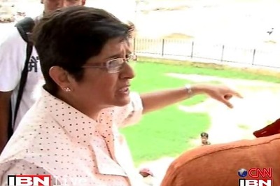 Parachuting Kiran Bedi hit poll chances, feels Delhi BJP