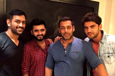 MS Dhoni Retires: Zaheer Iqbal Thanks Former India Captain For Memories