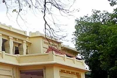 Visva Bharti Student Found Dead in Hostel, VC Calls for Police Protection as Protest on Campus Intensifies