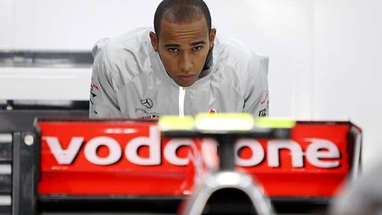 Hamilton signs with Mercedes, replaces Schumacher