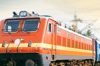 Indian Railways Plans to Introduce Affordable Non-AC Train for Common Man