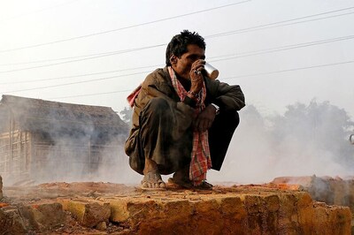 How Delhi’s Air Pollution is Giving Birth to Reverse Migration and Joblessness