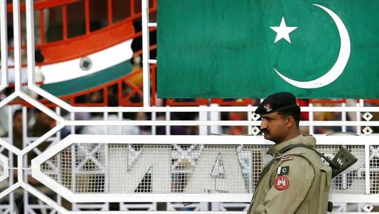Pakistan Court Allows Indian Woman to Return Home