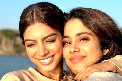 Janhvi Kapoor Gushes Over Sister Khushi Kapoor In The Archies' New Poster; Says ‘She's A Princess’