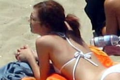 G-strings banned on Paris beaches