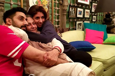 Jaya Bachchan Turns 70, Spends 'Quiet' Time with Family