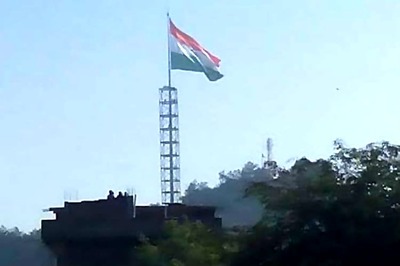 Union Defence Minister unfurls India's largest and tallest Tricolour in Ranchi
