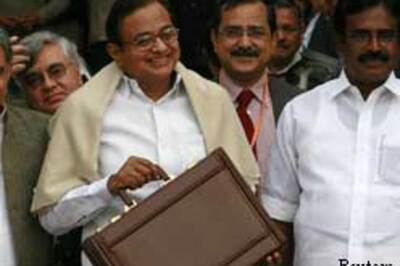 <a href='http://www.ibnlive.com/userfeedback/833.html' Tell us: Is the Budget for the Aam Admi?