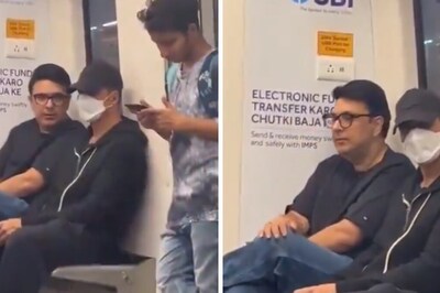 Viral Video: Akshay Kumar Beats Mumbai Traffic Woes, Takes Metro To Reach Home