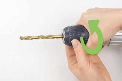 How to Swap Out the Bits on Your Power Drill