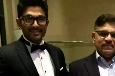 Allu Arjun Wishes His Father Allu Arvind Makes A Hindi Film Featuring Him