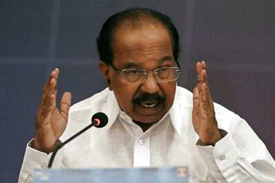 Veerappa Moily Mocks 'One Nation, One Election' Idea, Says it's Like Fixing Human Lifespan