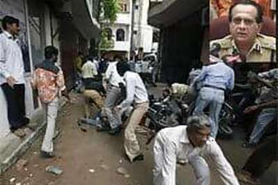 Delhi top cop claims killed 'terrorists' behind Delhi blasts