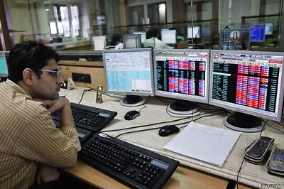 Sensex Slips From Record on Profit-booking