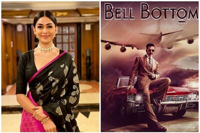 Mrunal Thakur Expected To Romance Akshay Kumar in Bell Bottom