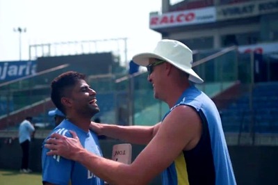 'Kya Hua, Bolo?... You Cut That Out!': Suryakumar Yadav in Splits as Morne Morkel Hilariously Fails to Speak in Hindi