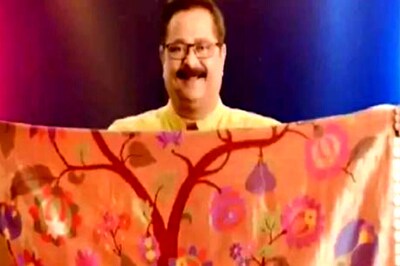 Maha Minister Host Shares Picture of Rs 11 Lakh Paithani Saree To Be Awarded To Winner