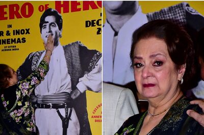 Saira Banu Gets Emotional, Showers Love On Dilip Kumar’s Poster At His 100th Birth Anniversary Film Festival