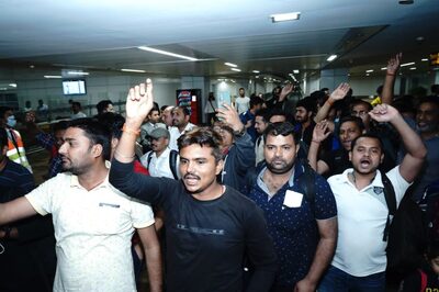 ‘Bharat Mata ki Jai’, ‘Modi Zindabad’ Slogans Chanted by Indians As They Reach Delhi From Strife-torn Sudan | WATCH