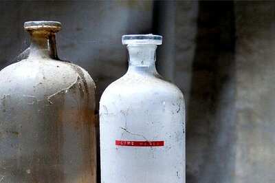 HC Refuses to Put Blanket Ban on Sale of Acid, Directs Govt to Strictly Implement Rules to Prevent Misuse for Crimes