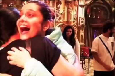 Ankita Lokhande REACTS as Orry Awatramani Enters Bigg Boss 17, Gives Him a Hug; Watch