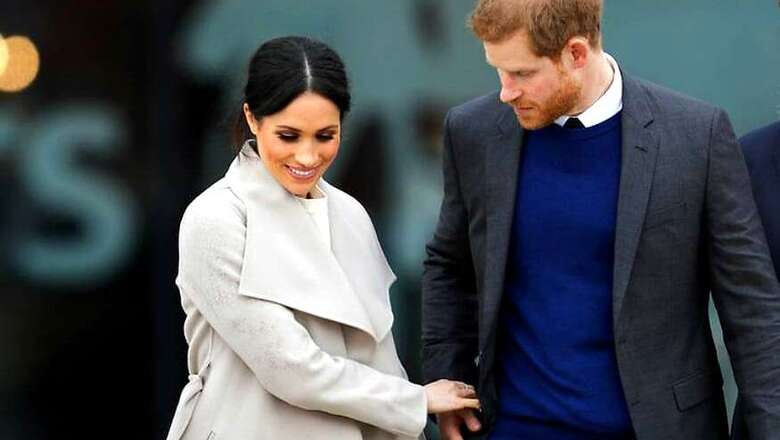 Queen Calls Crisis Meeting with Harry, Meghan over Royal Couple's Future Roles