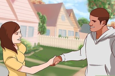 How to Make a Good Impression Through Body Language