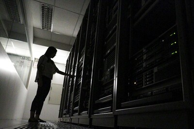 China to Build New Supercomputer Will be 10 Times Faster