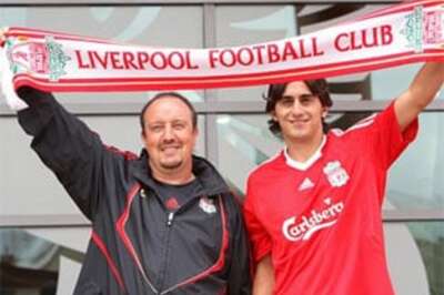 Aquilani eyes dream link-up with Gerrard