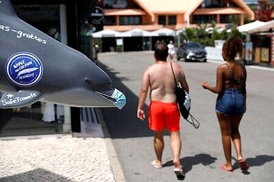 Brits Flock To Portugal's Algarve As Quarantine Rules Lifted, Airport Struggles