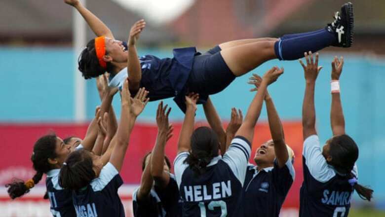 FIH backs HI to run hockey in India
